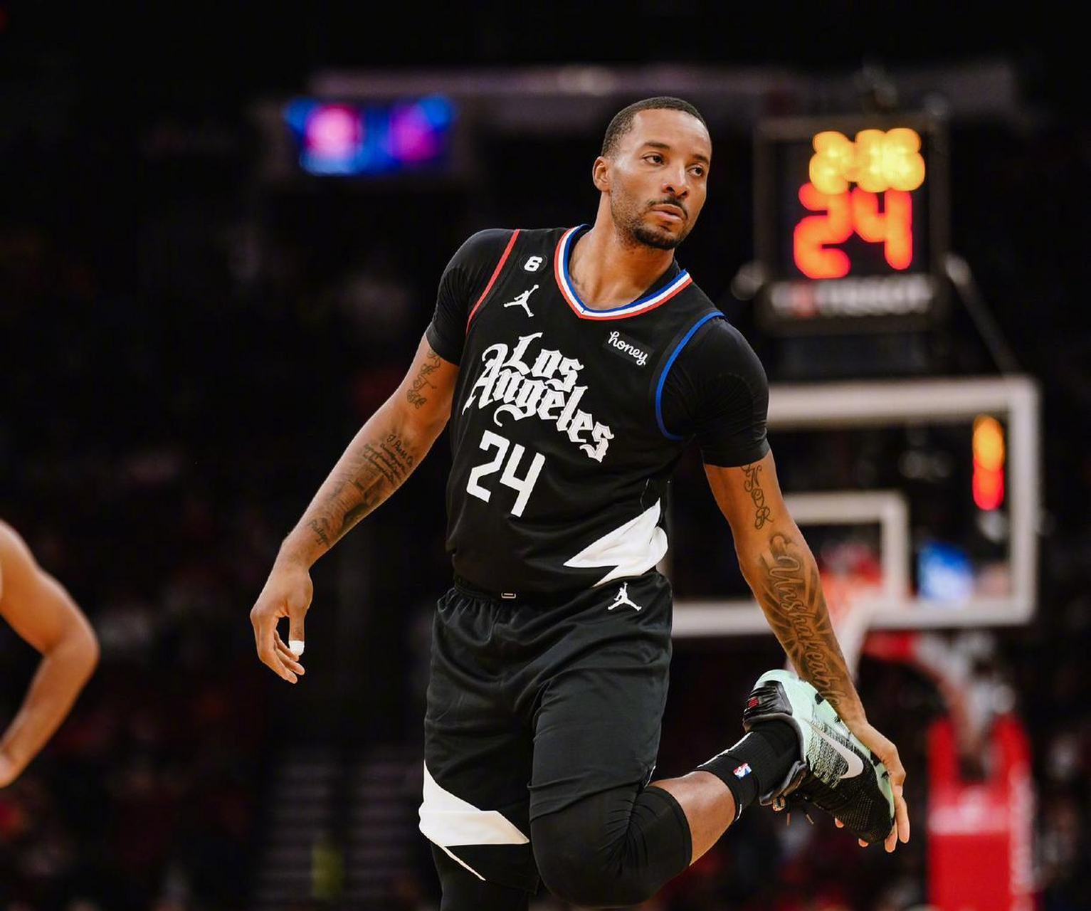 洛杉矶快船内部会议纪要流出——清晨内部沟通；NBA总决赛使命明确；轮换策略成焦点的简单介绍爱游戏线上